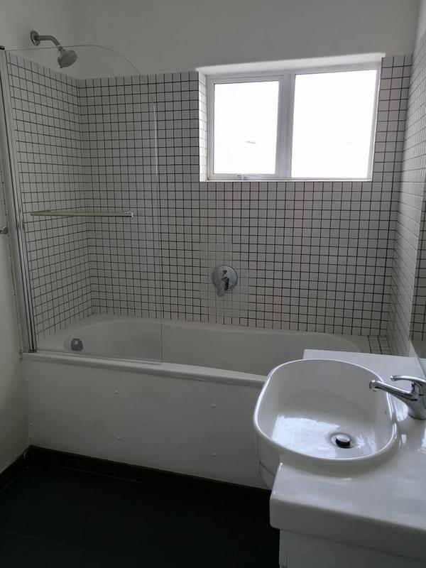 2 Bedroom Property for Sale in Wynberg Western Cape